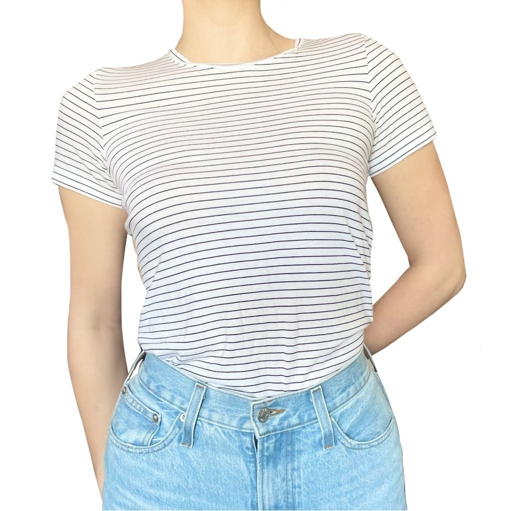 Club Monaco Elevated Basic Neutral Striped Stretch Knot T-Shirt Small